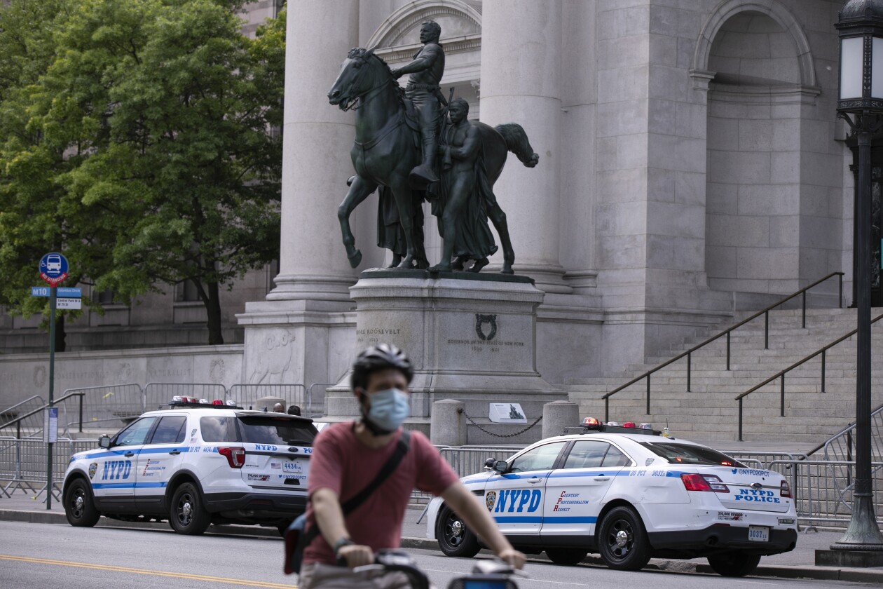 THEODORE ROOSEVELT STATUE 1.jpg